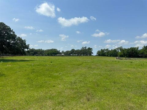 Tiny photo for 9675 NW 63rd Street, Ocala, FL 34482 (MLS # OM701229)