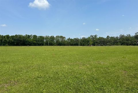 Tiny photo for 9675 NW 63rd Street, Ocala, FL 34482 (MLS # OM701229)