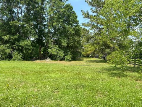 Tiny photo for 9675 NW 63rd Street, Ocala, FL 34482 (MLS # OM701229)