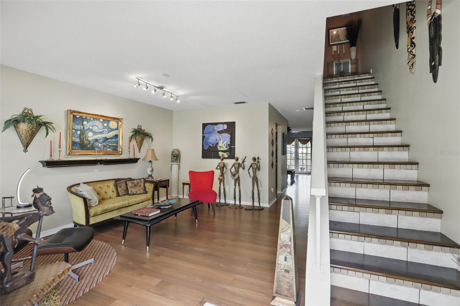 VINEYARD CONDO PH 03 - Residential