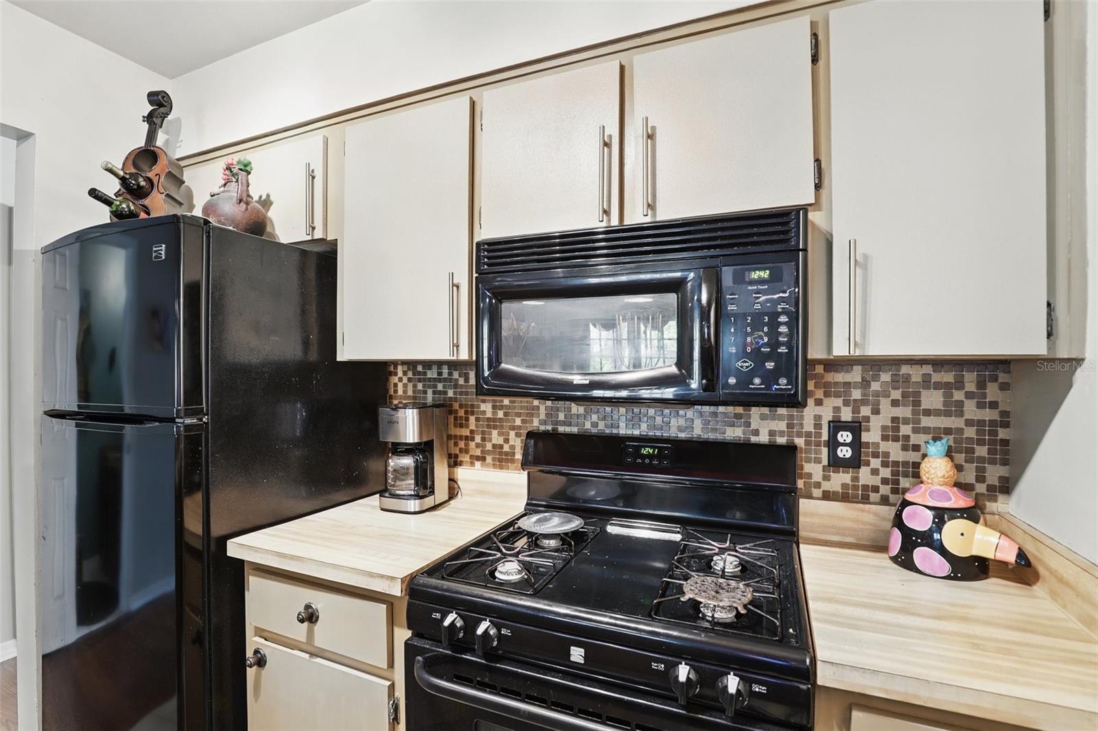 VINEYARD CONDO PH 03 - Residential