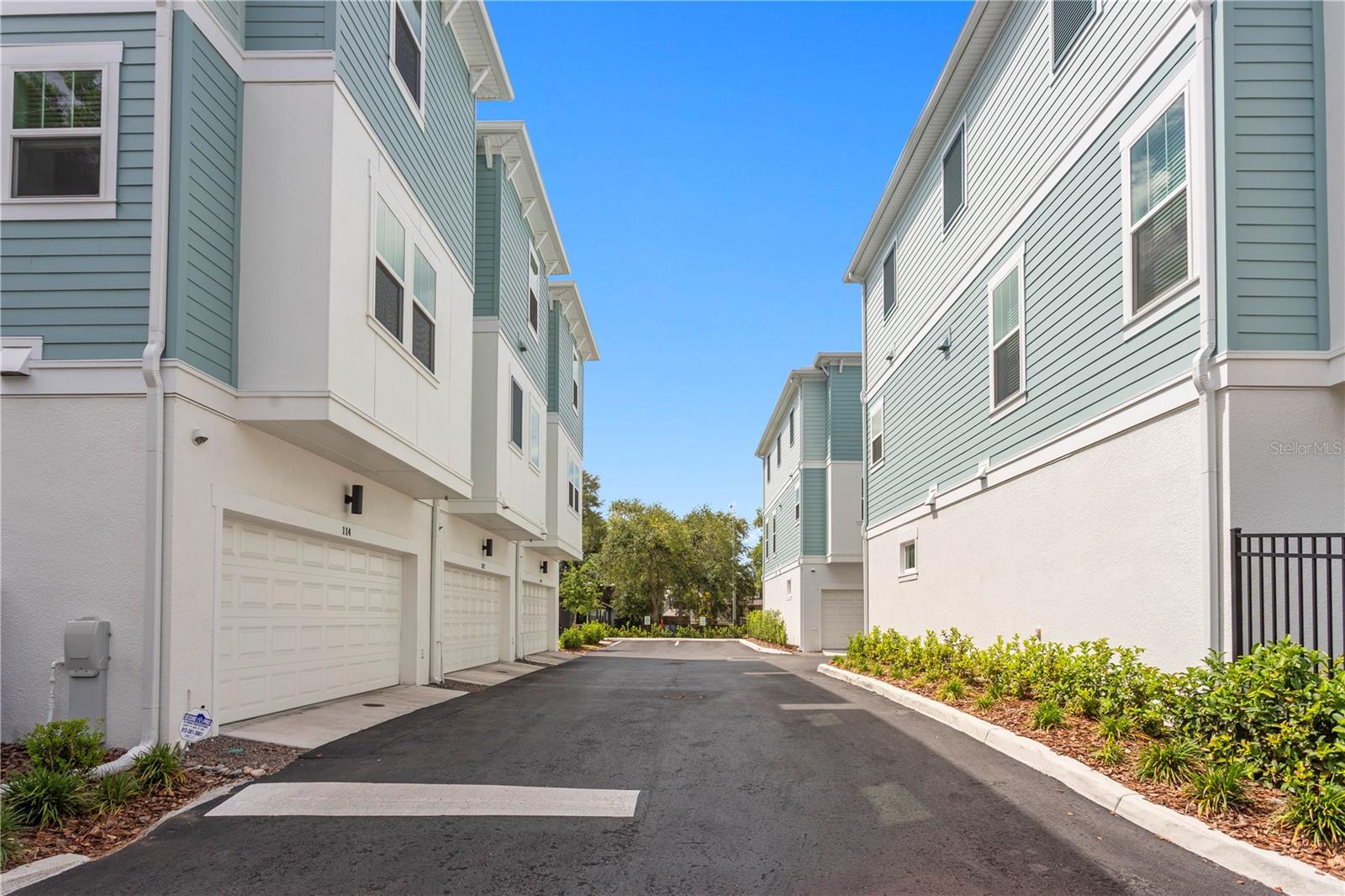 TOWNS AT KENWOOD LOT 19 - Residential Lease