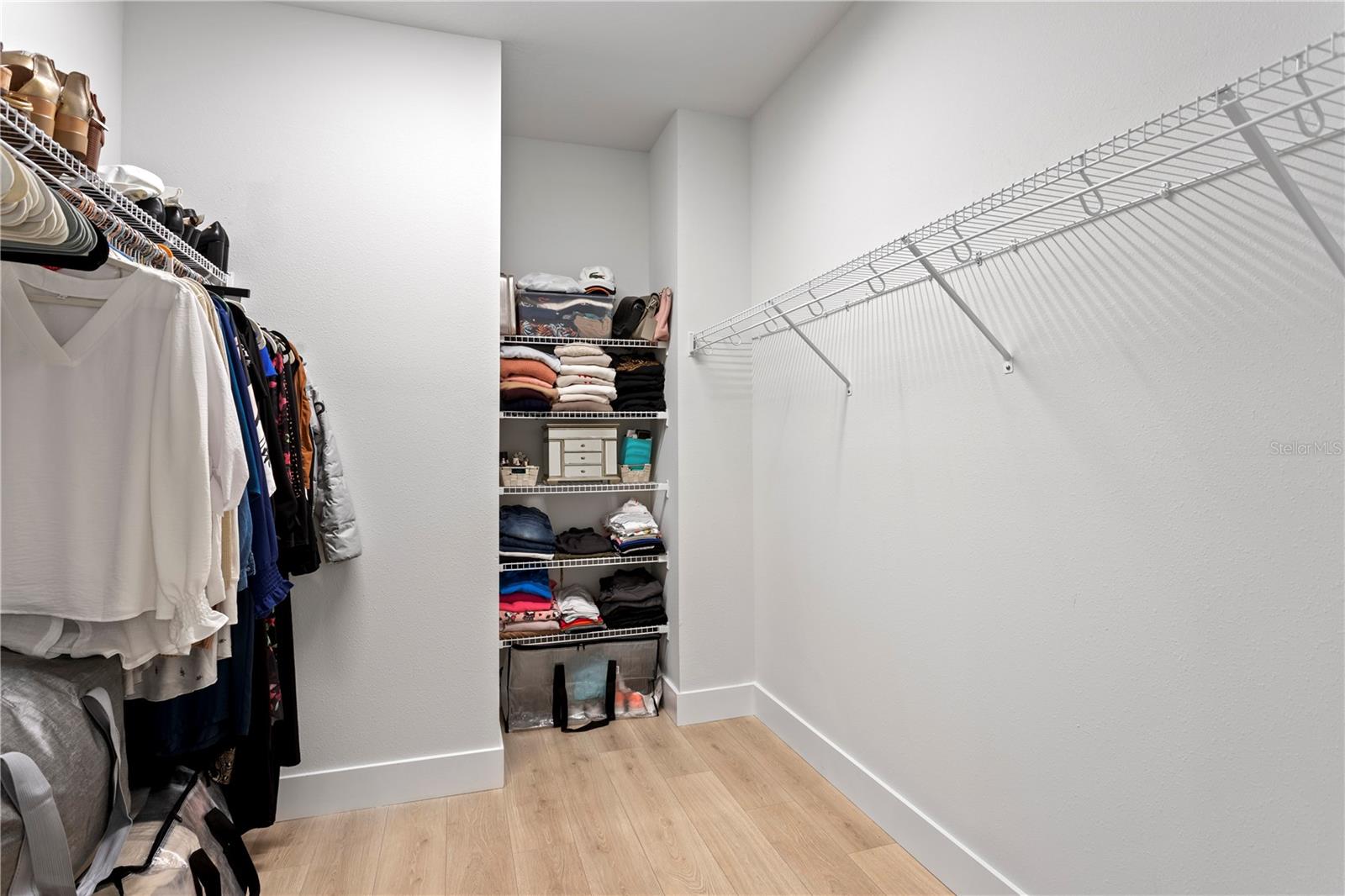 TOWNS AT KENWOOD LOT 19 - Residential Lease