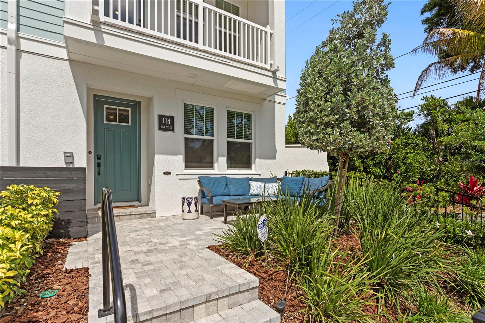 TOWNS AT KENWOOD LOT 19 - Residential Lease