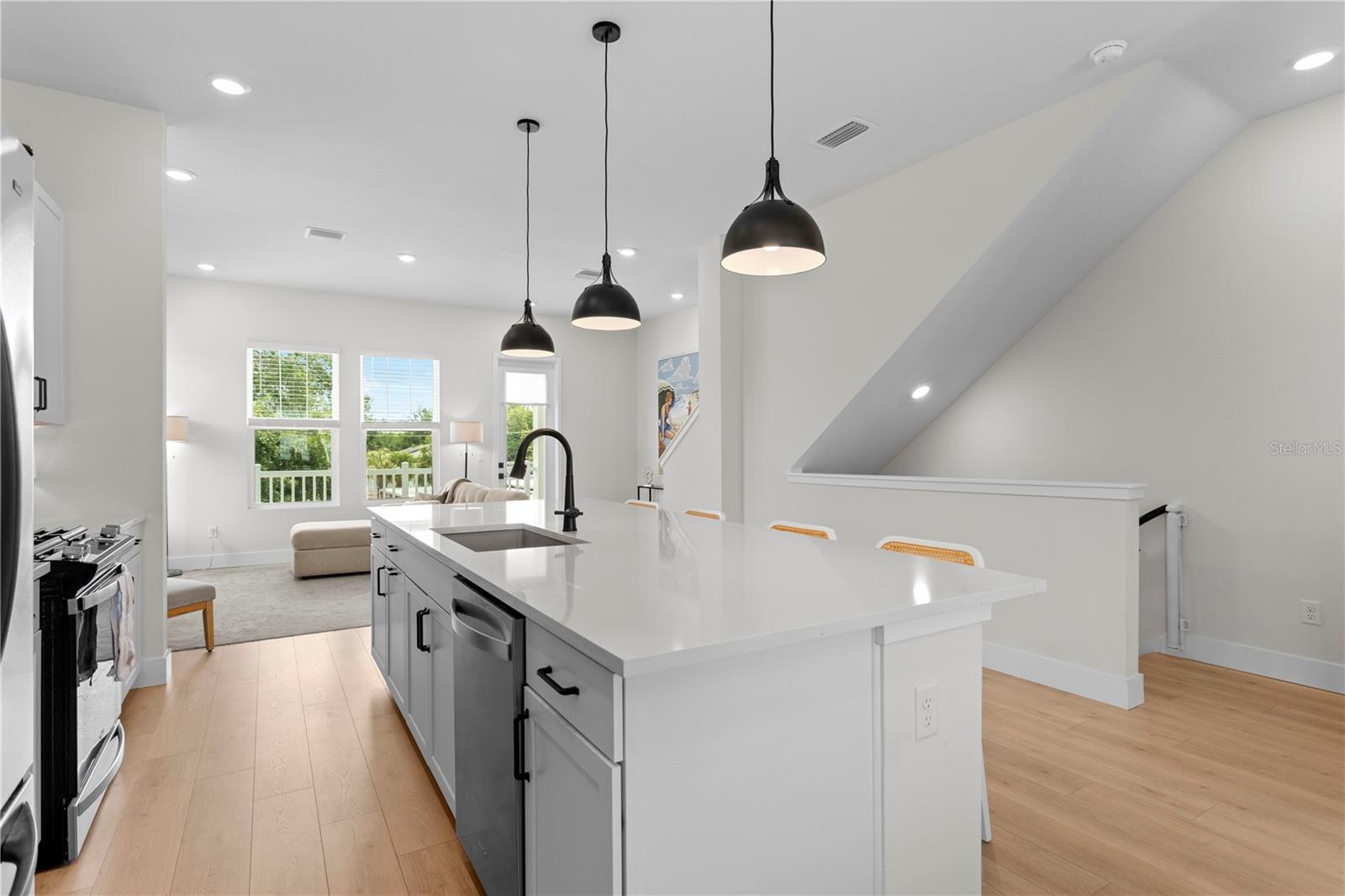 TOWNS AT KENWOOD LOT 19 - Residential Lease