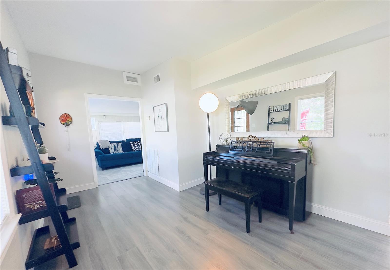 WOODRUFFS SUB FRANK L - Residential