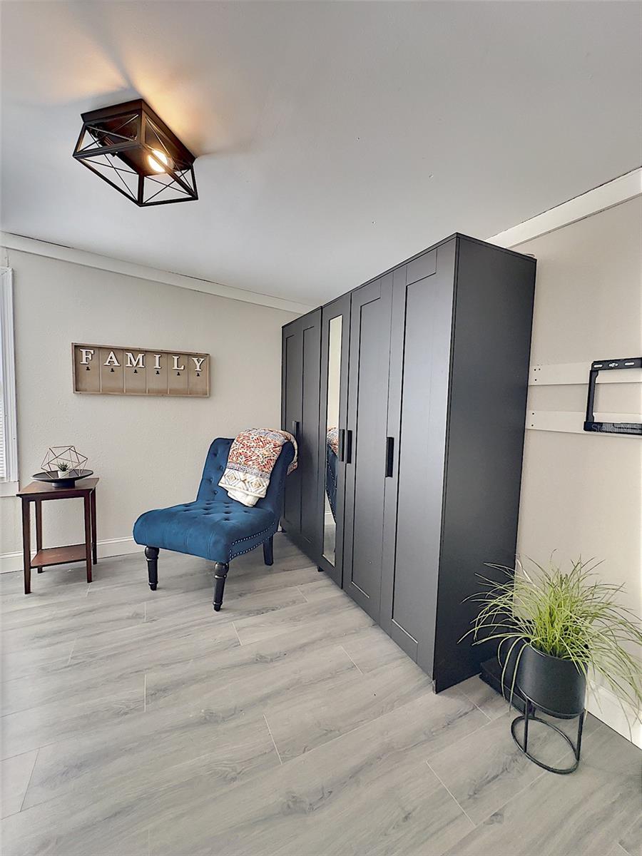 WOODRUFFS SUB FRANK L - Residential