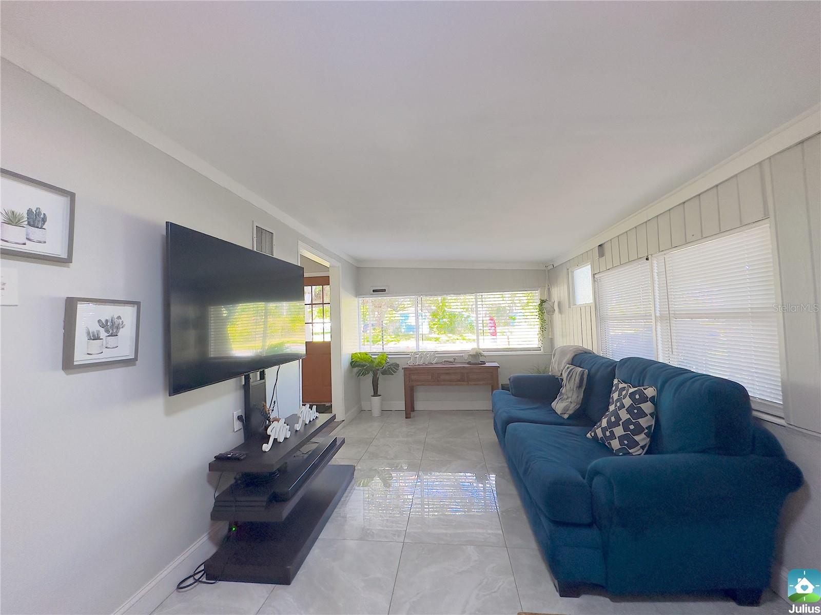 WOODRUFFS SUB FRANK L - Residential