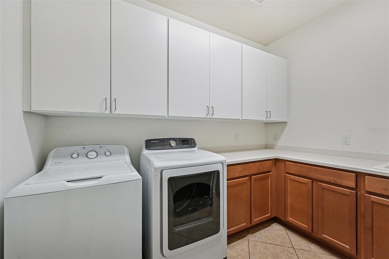 ESPLANADE PH III A,B,C,D,J&PART OF F - Residential