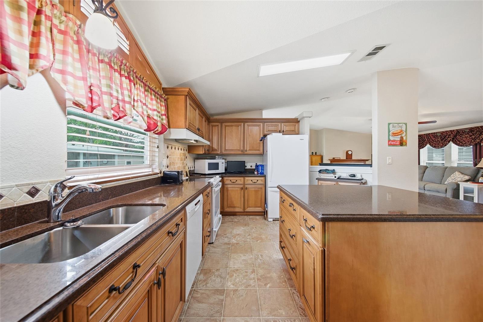 BROOKRIDGE COMM - Residential