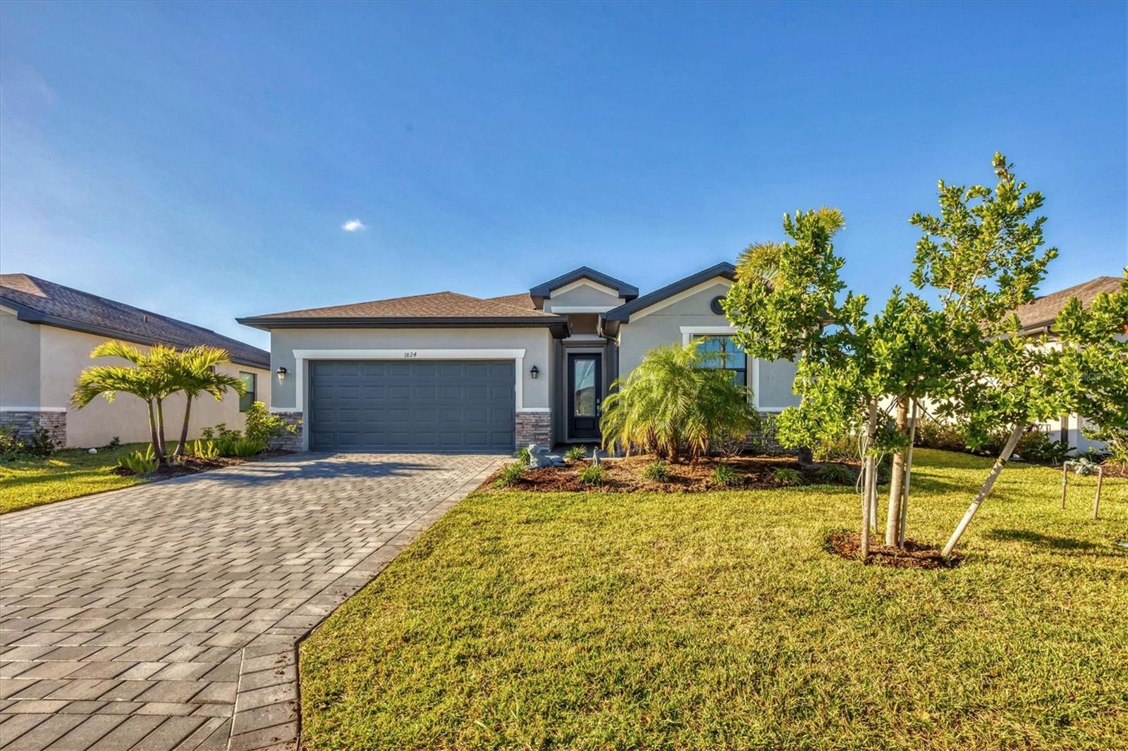 1824 SADDLEWOOD CIRCLE