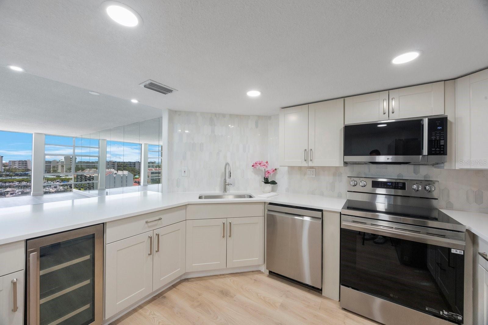 BAY ISLAND GROUP 1 - Residential Lease