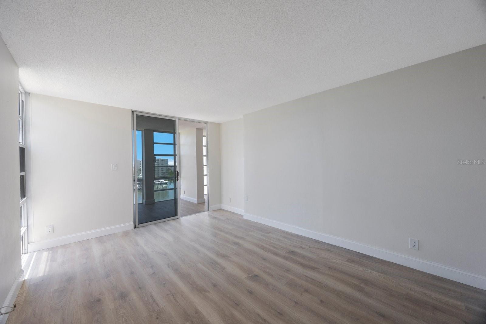 BAY ISLAND GROUP 1 - Residential Lease