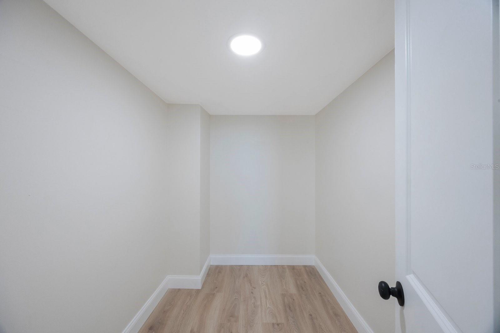 BAY ISLAND GROUP 1 - Residential Lease