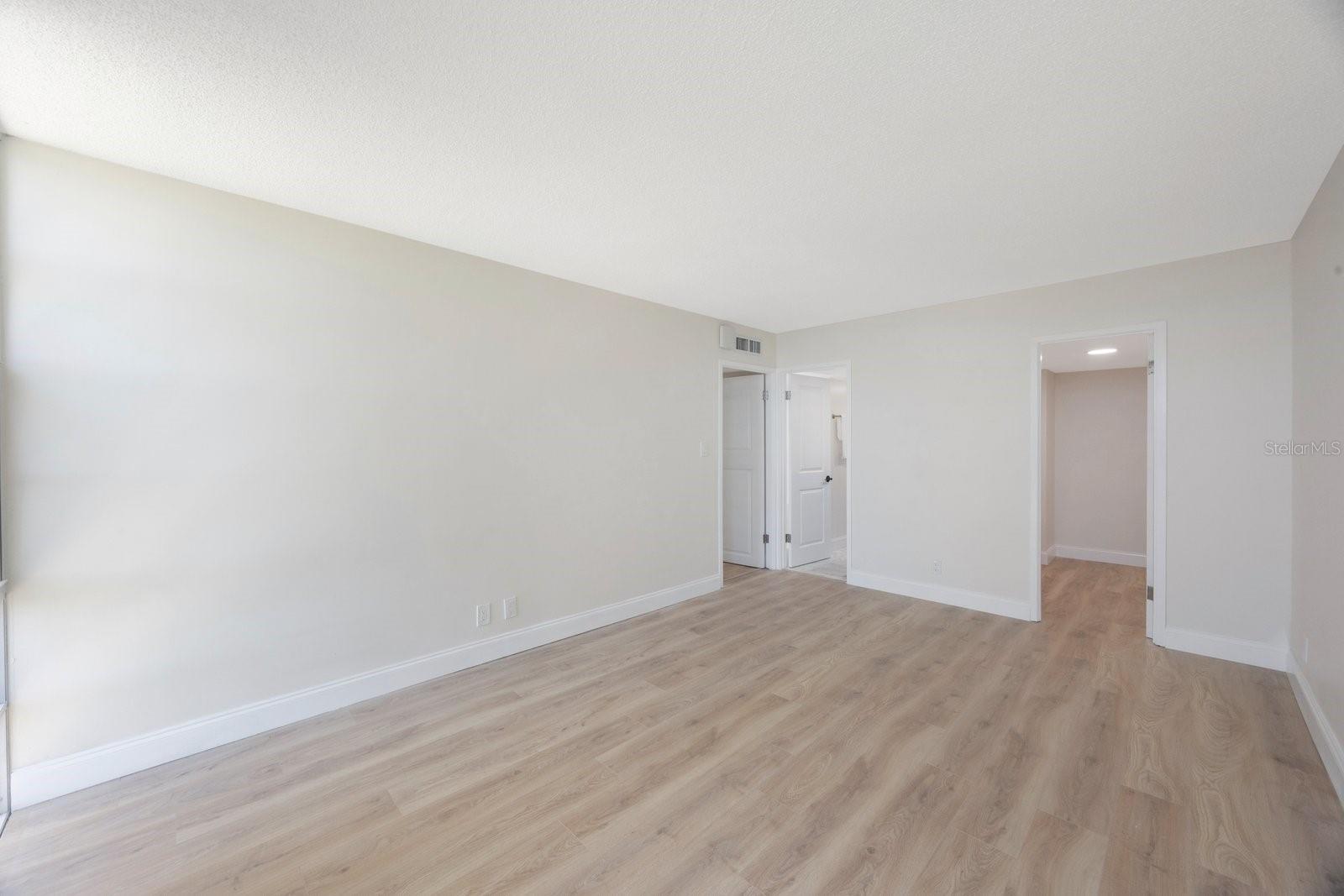 BAY ISLAND GROUP 1 - Residential Lease