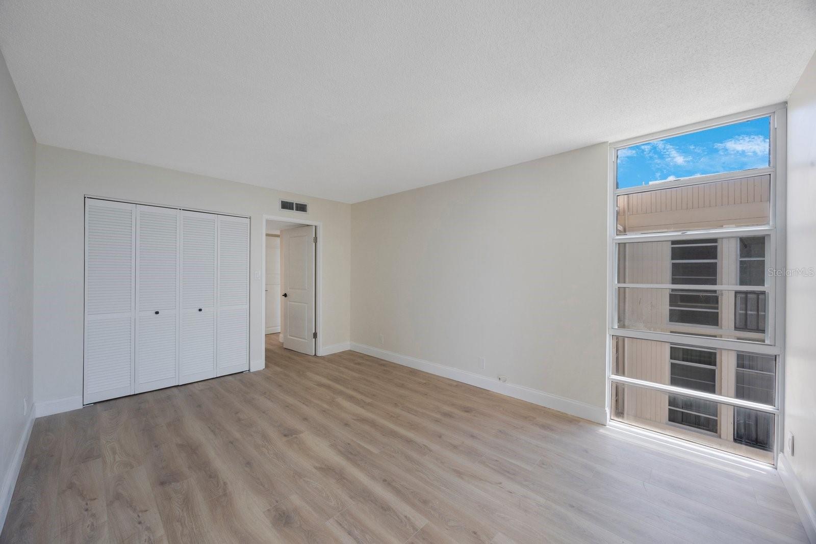 BAY ISLAND GROUP 1 - Residential Lease