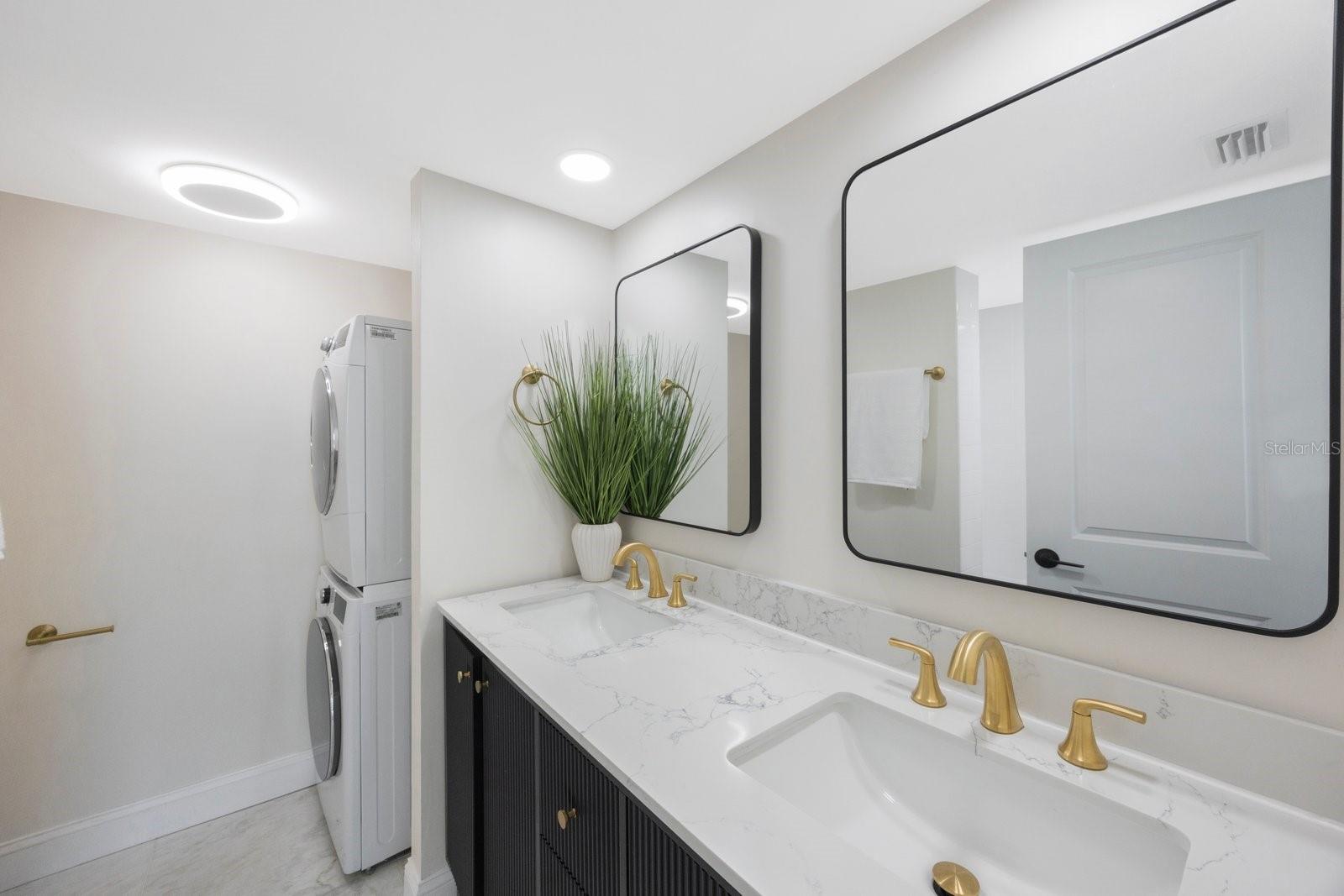 BAY ISLAND GROUP 1 - Residential Lease