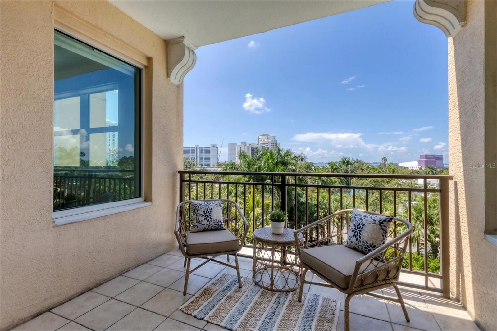 RENAISSANCE 1 - Residential