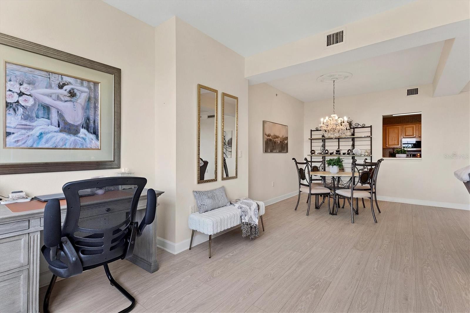 RENAISSANCE 1 - Residential