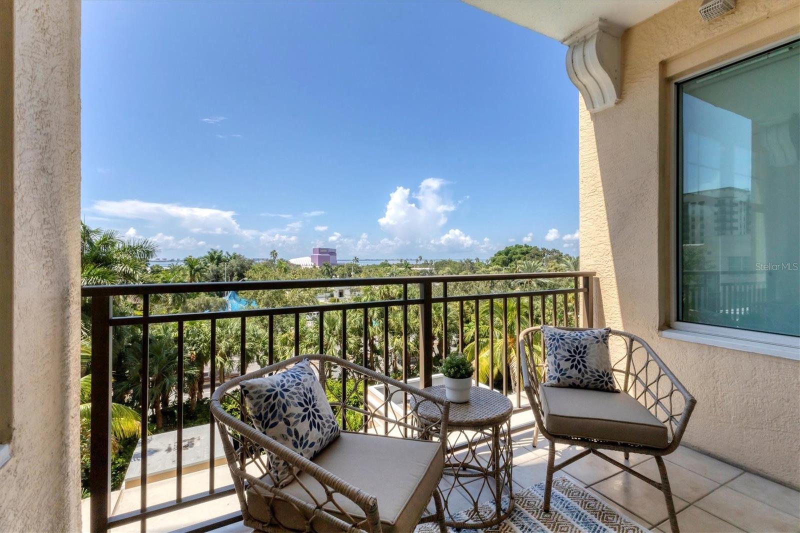 RENAISSANCE 1 - Residential