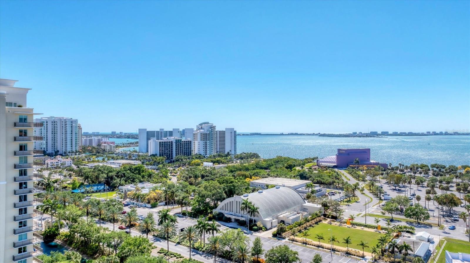 RENAISSANCE 1 - Residential