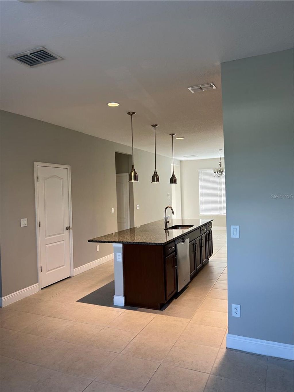 Photo of 6591 Calamondin Drive, Winter Garden, FL 34787 (MLS # S5146950)