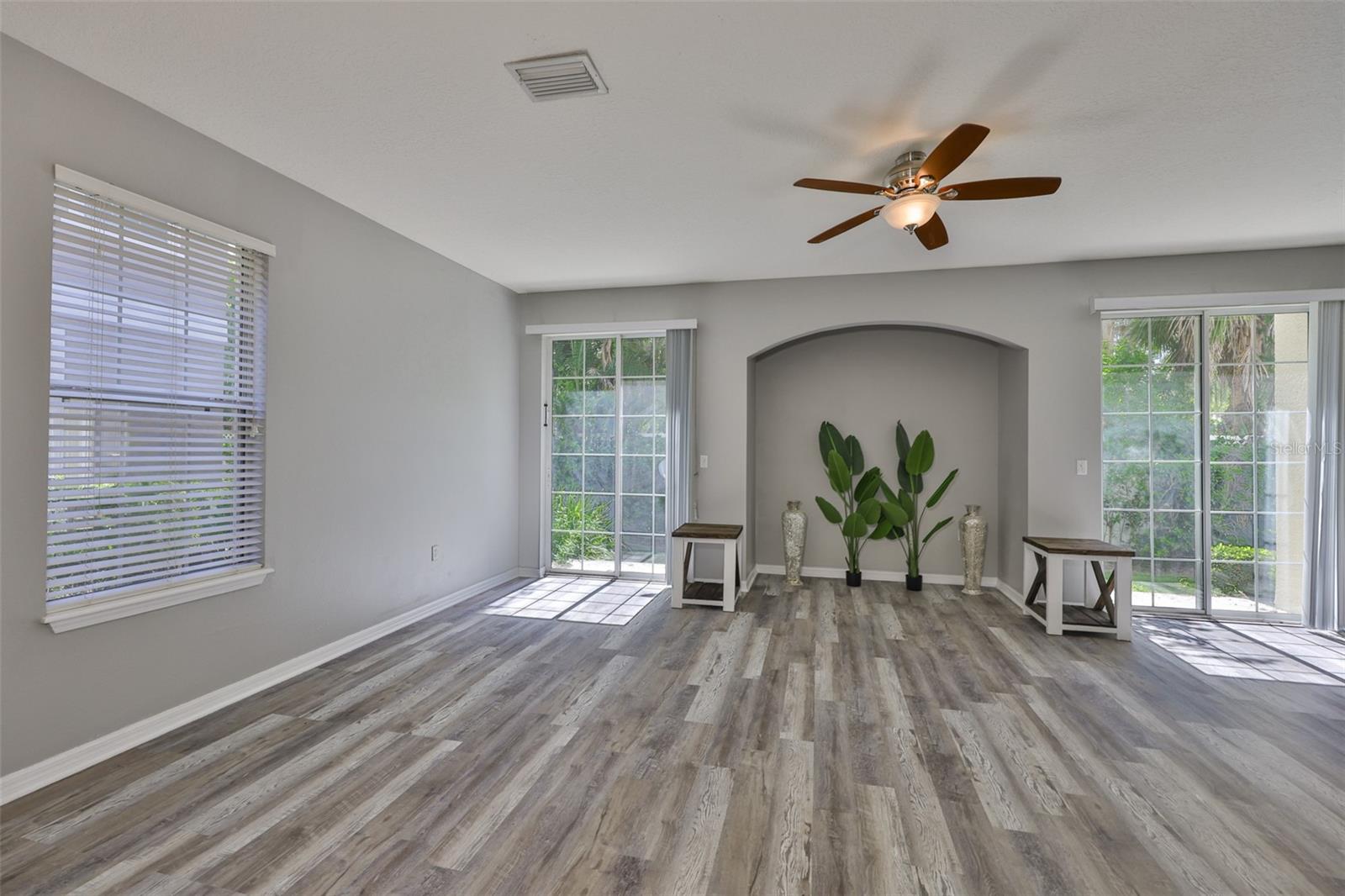7001 INTERBAY BOULEVARD 117