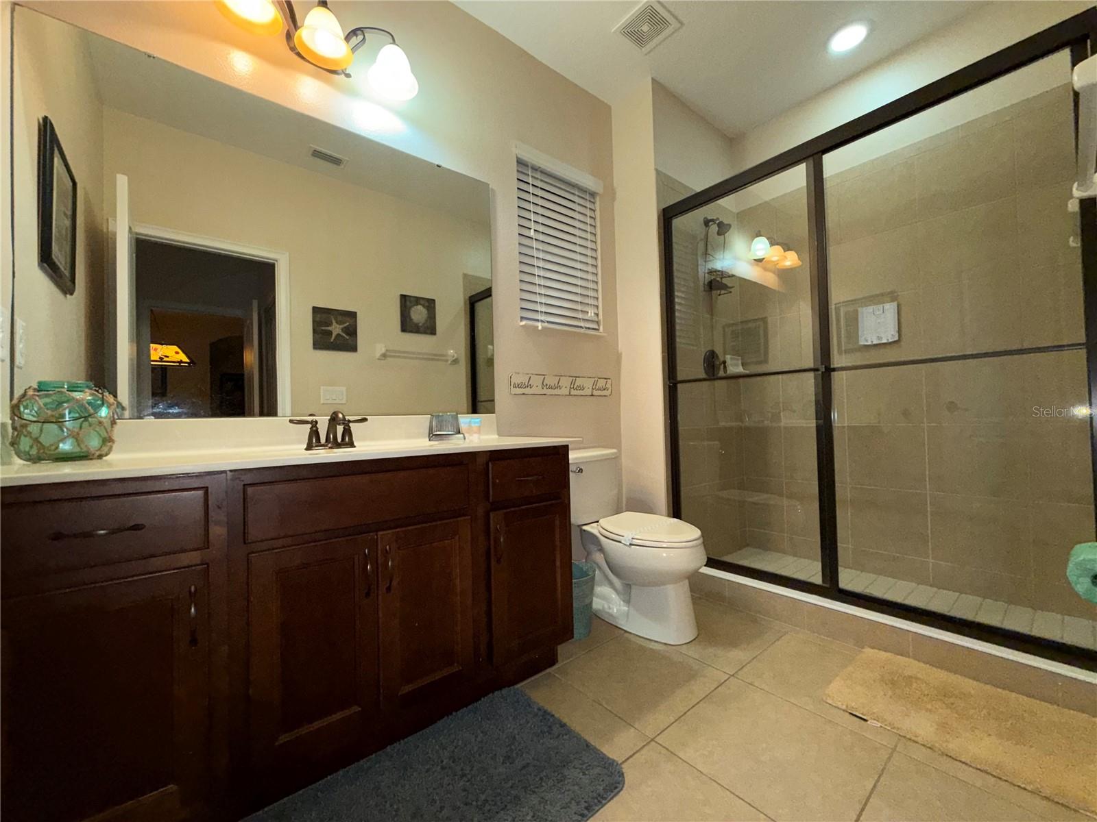 OAKMONT PH 01 - Residential Lease