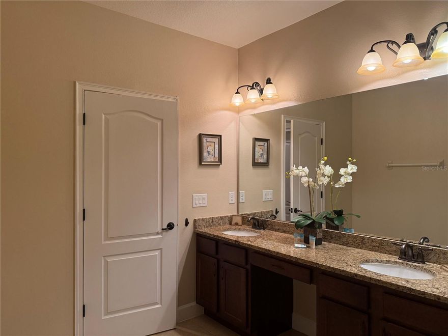 Welcome to 4353 Acorn Court, a beautifully designed 6-bedroom, 3-bathroom single-family home located in the rapidly growing community of Davenport, FL. Polk County continues to expand at an incredible pace, making this property not only a comfortable residence but also a smart long-term choice.
This home offers an inviting open floor plan with bright living and dining areas, ideal for both family life and entertaining guests. The kitchen is equipped with modern appliances, ample storage, and a breakfast bar that flows seamlessly into the main living space. The generously sized bedrooms provide flexibility for large households, home offices, or visiting guests, while the primary suite offers a private retreat with its own en-suite bathroom and walk-in closet.
Step outside to enjoy a private backyard—perfect for relaxing evenings or weekend gatherings. A two-car garage and in-home laundry add everyday convenience.
Located just minutes from world-famous theme parks, top-rated restaurants, shopping, and with easy access to downtown Orlando, this home combines comfort, luxury, and unbeatable location.
4353 Acorn Court offers the space your family needs today, with the benefit of being in one of Florida’s fastest-growing regions.