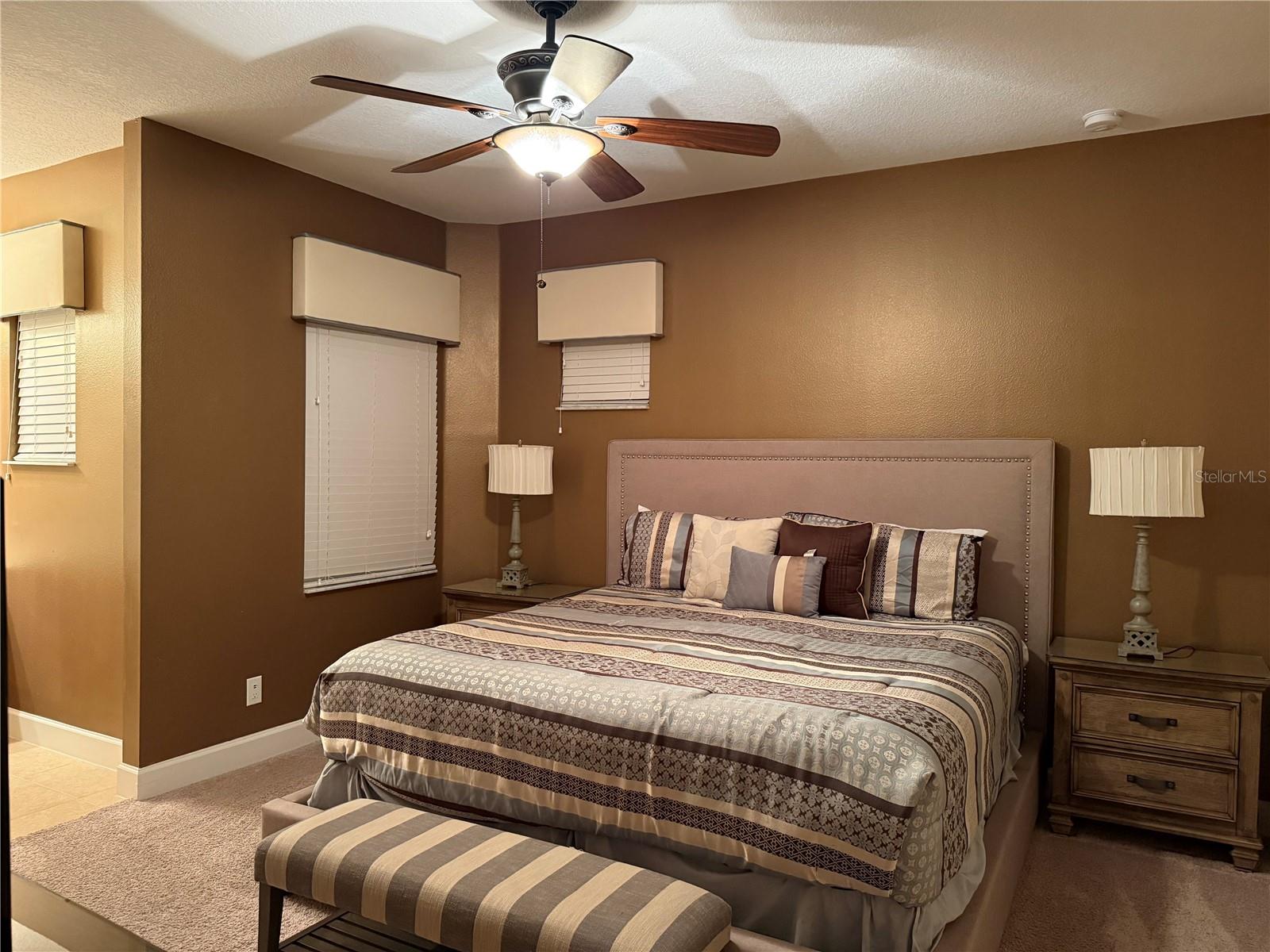 OAKMONT PH 01 - Residential Lease
