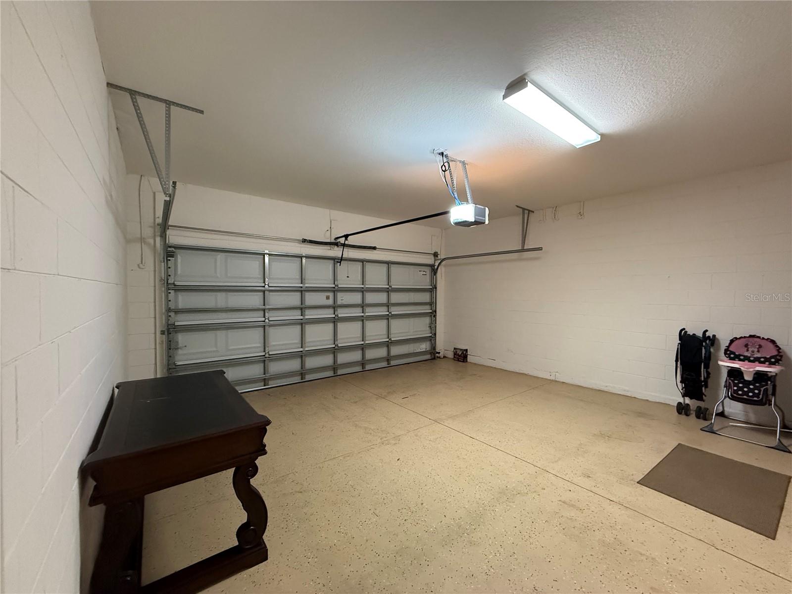 OAKMONT PH 01 - Residential Lease