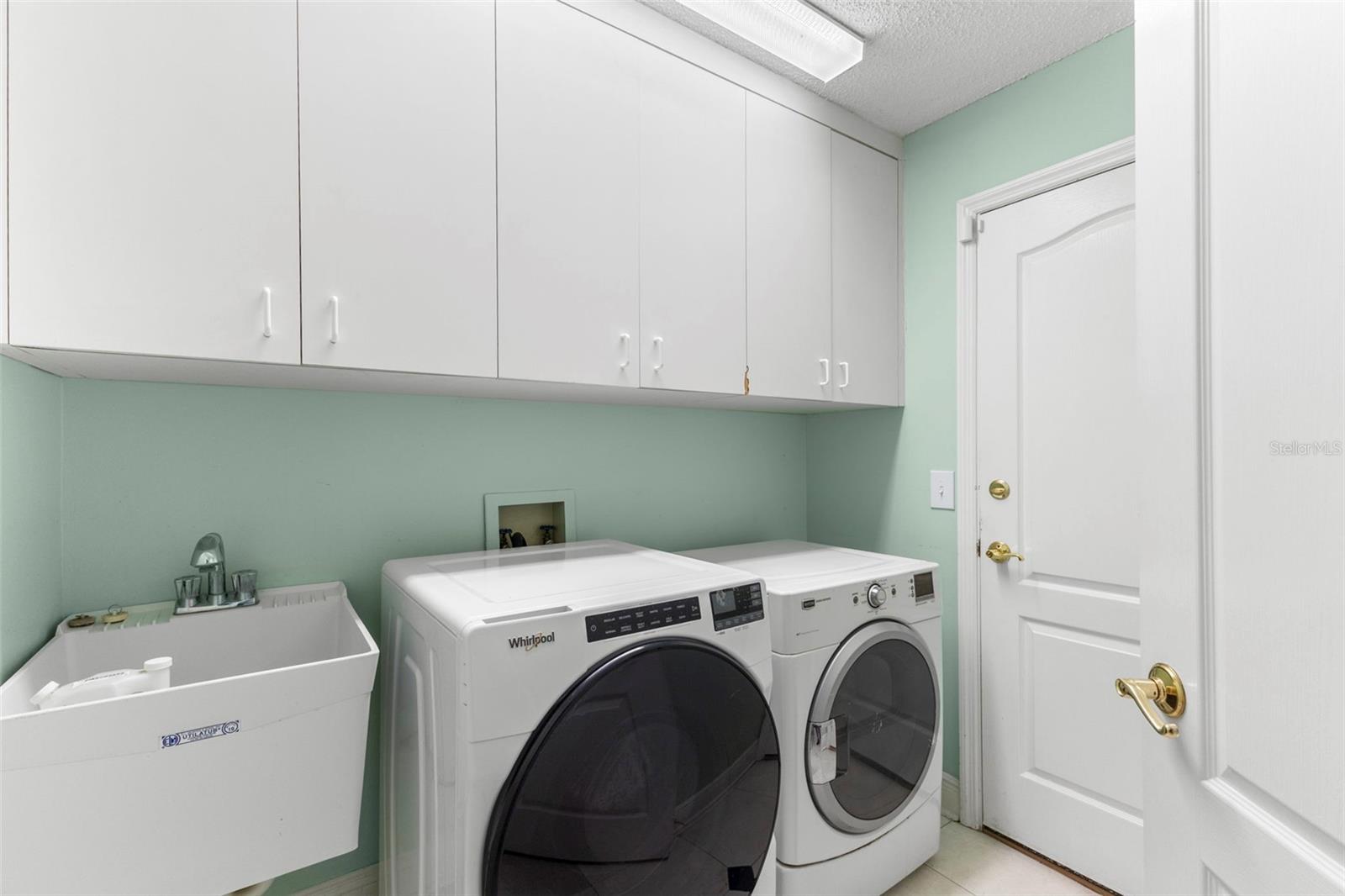 STRATFORD - Residential