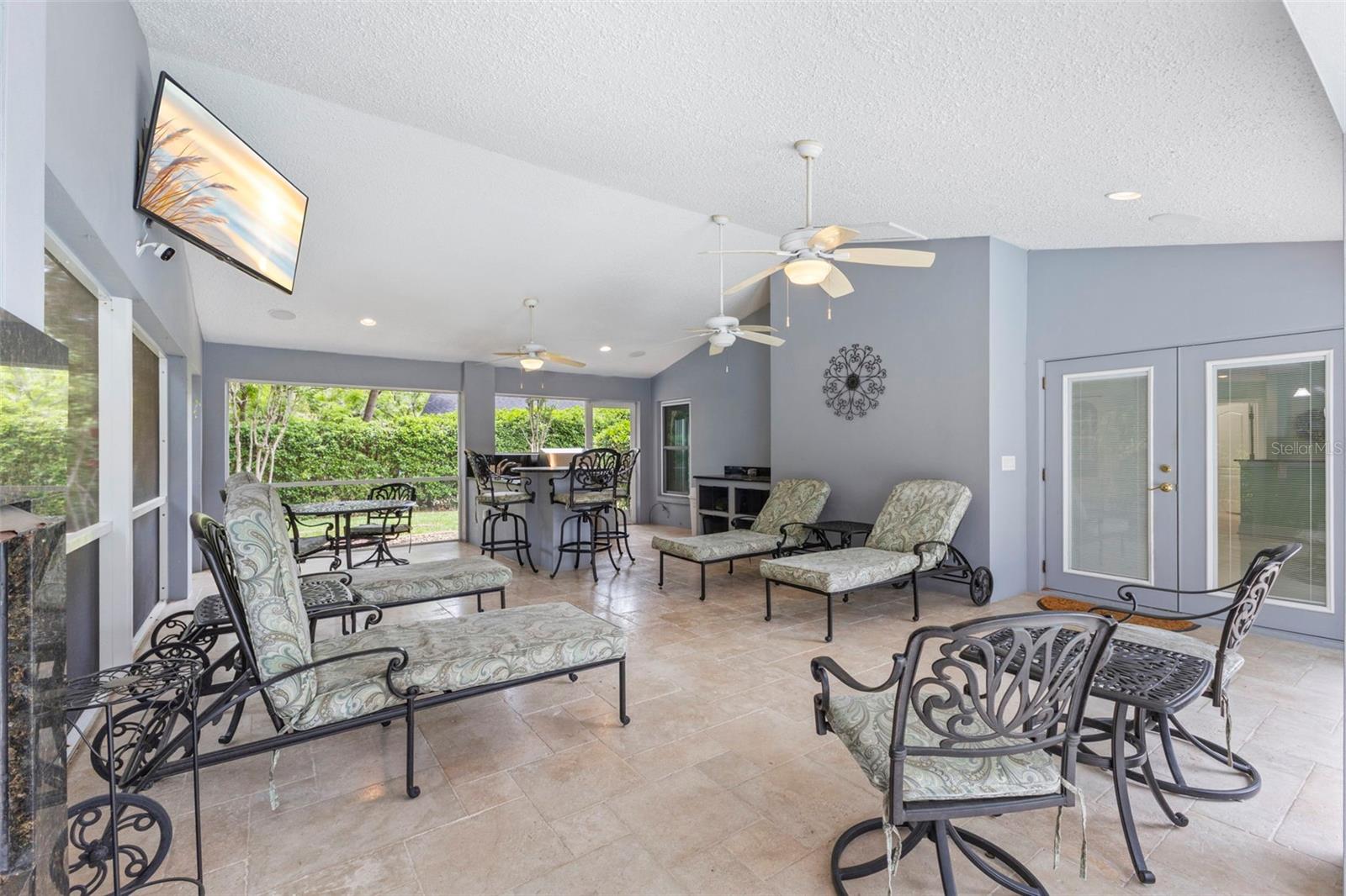 STRATFORD - Residential