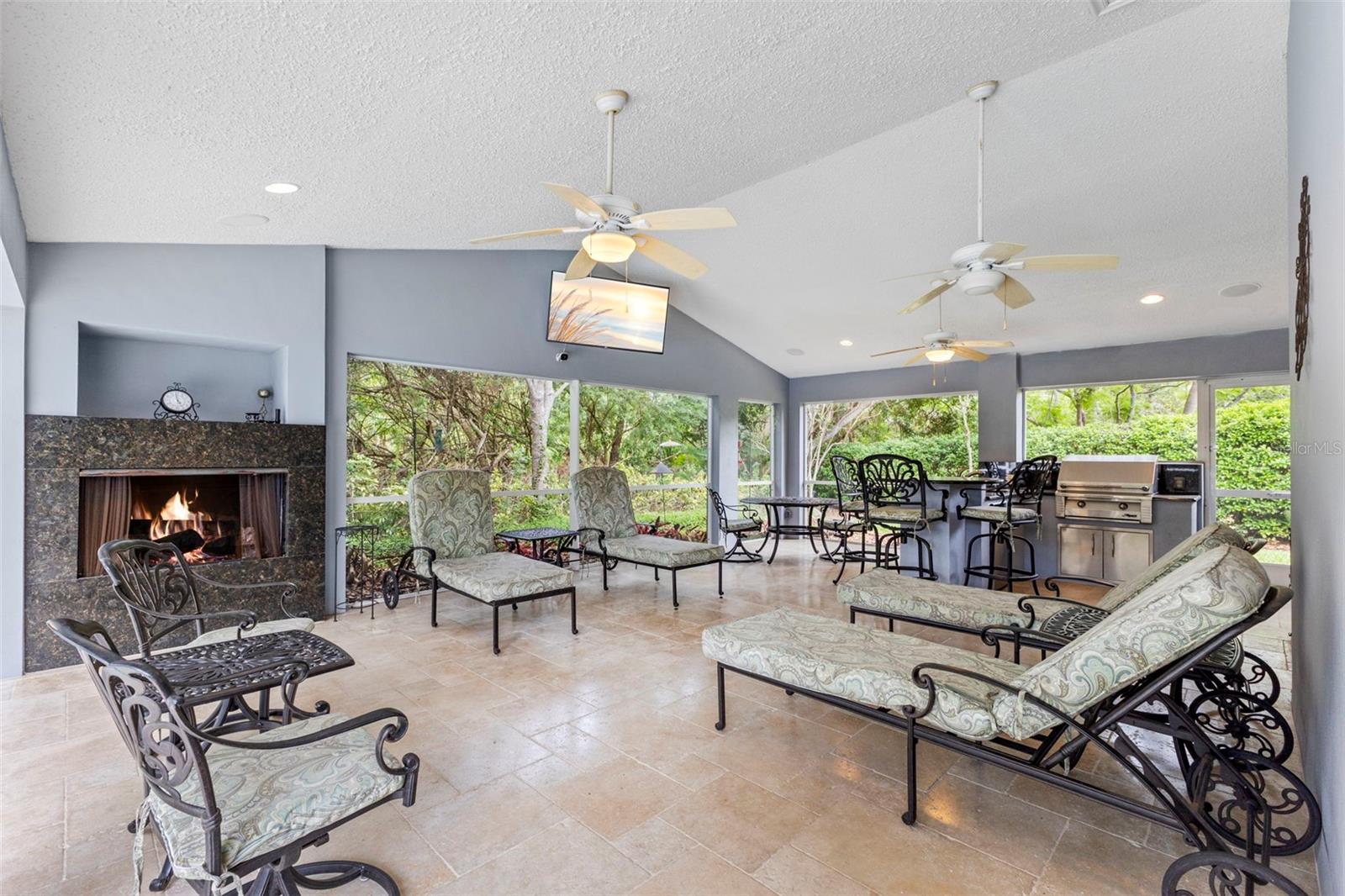 STRATFORD - Residential