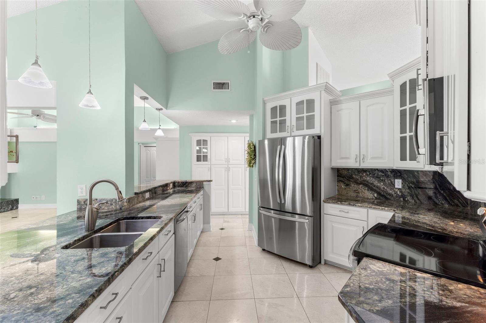 STRATFORD - Residential