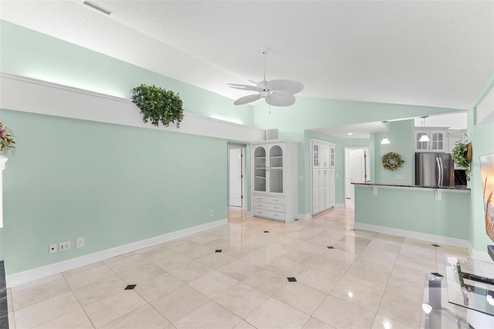 STRATFORD - Residential