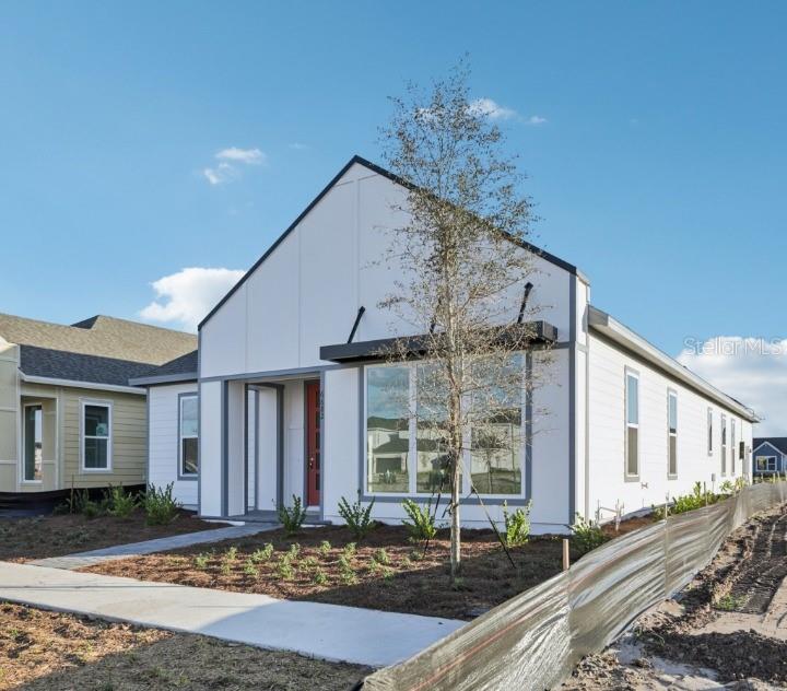 Casas a venda 1 - Jen Dantas 6682 SAUNTER DRIVE