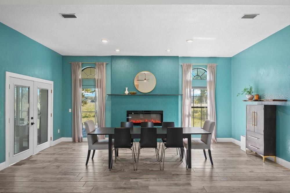 LANDINGS SPRUCE CRK - Residential