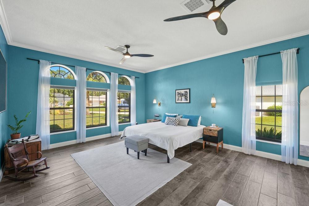 LANDINGS SPRUCE CRK - Residential