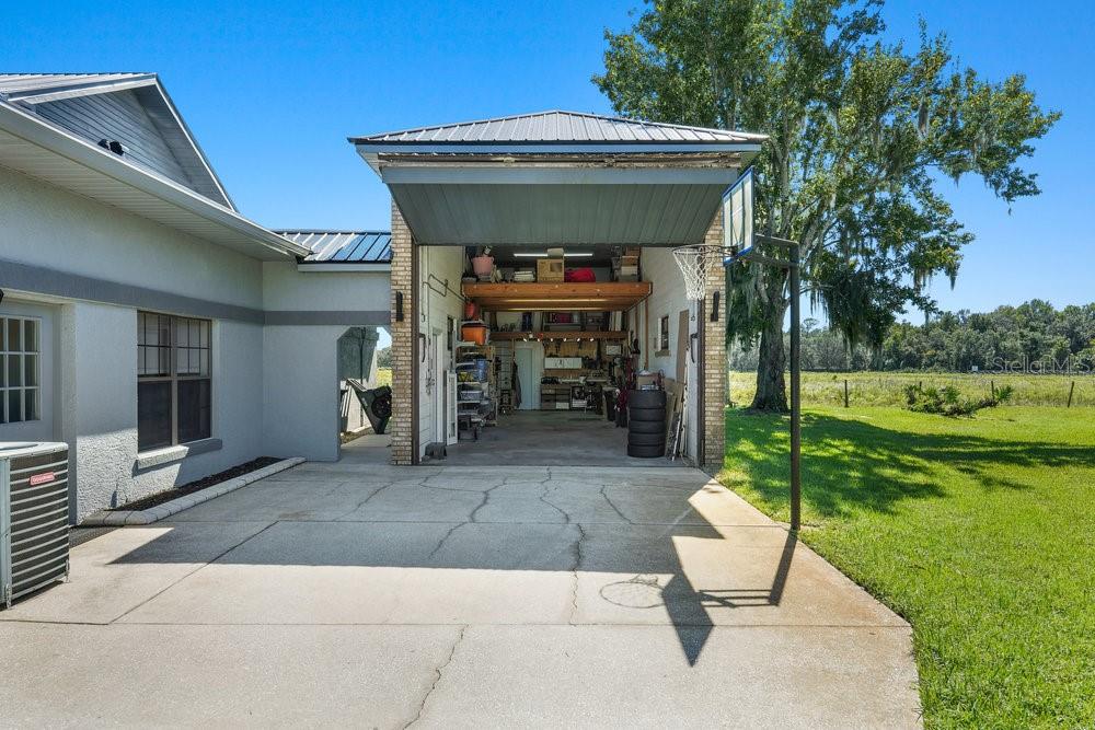 LANDINGS SPRUCE CRK - Residential