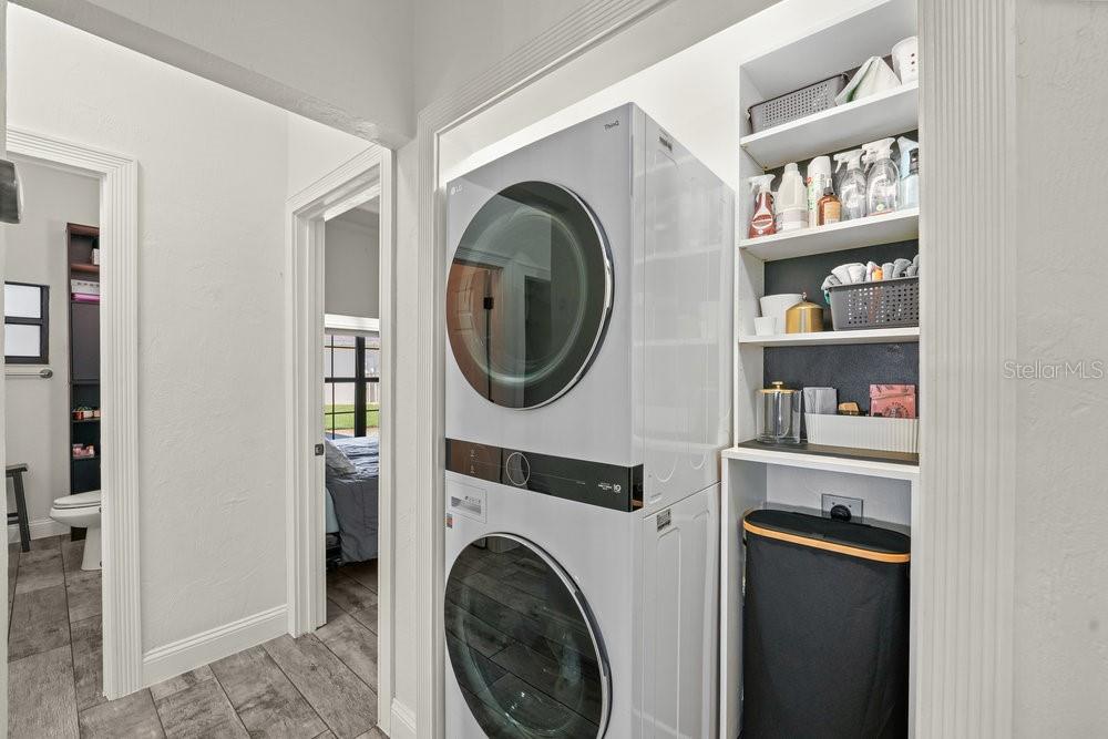 LANDINGS SPRUCE CRK - Residential