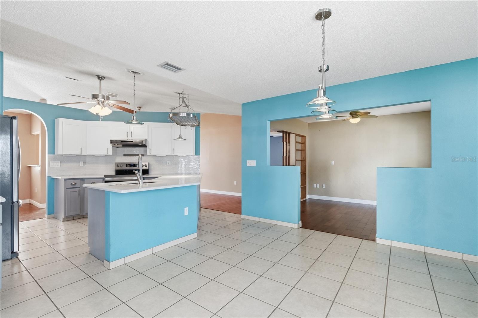 SPRING HILL - Residential