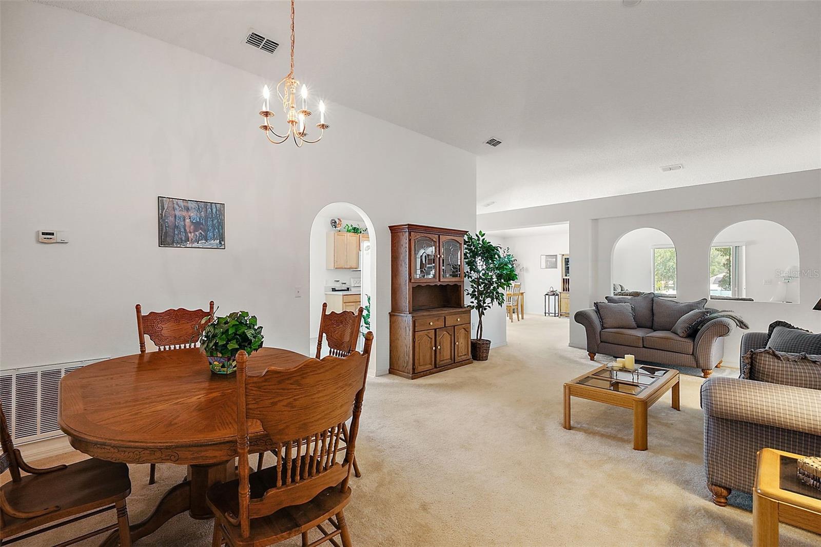 QUAIL HOLLOW - Residential