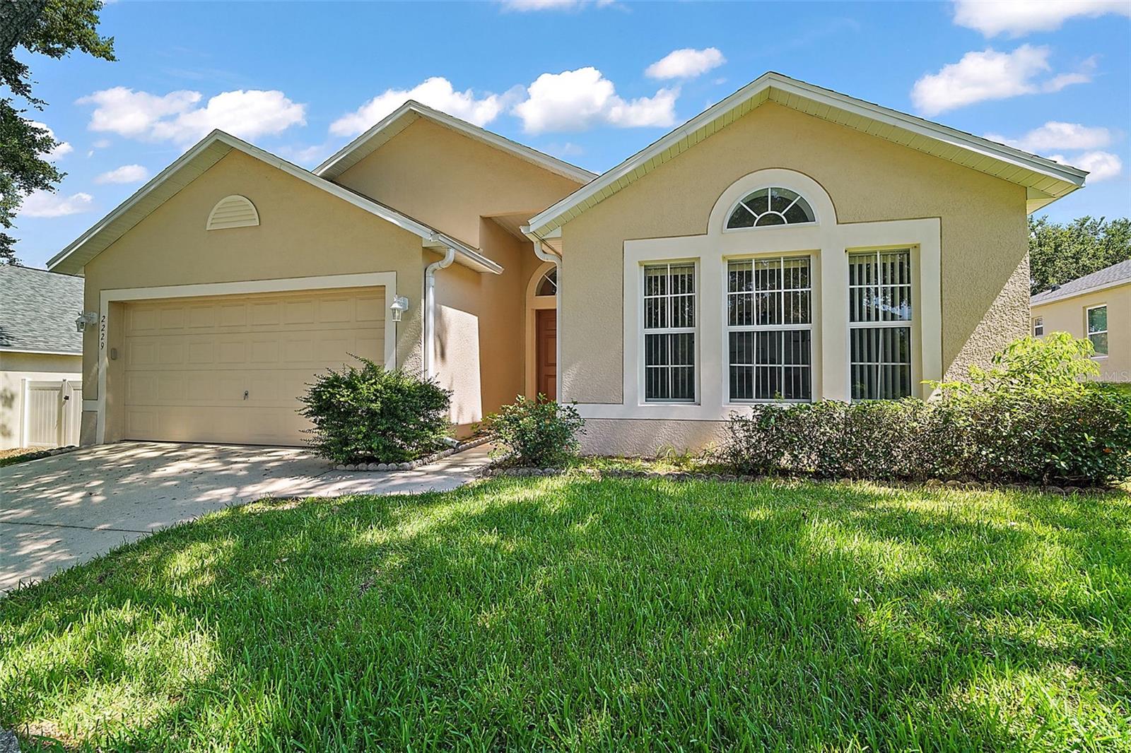 QUAIL HOLLOW - Residential