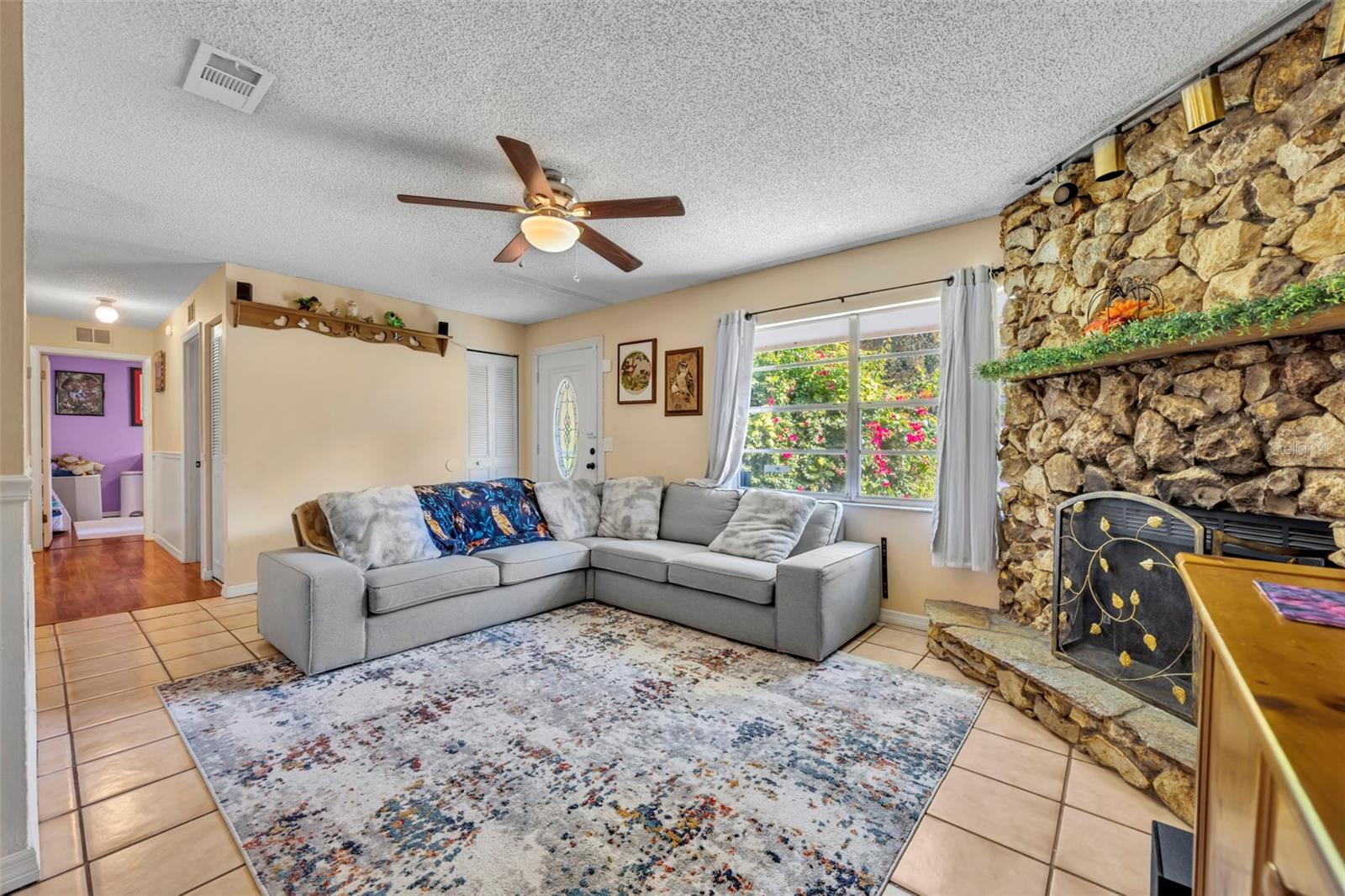 SPRING VALLEY - Residential