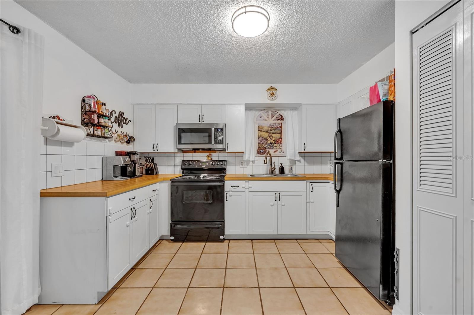 SPRING VALLEY - Residential