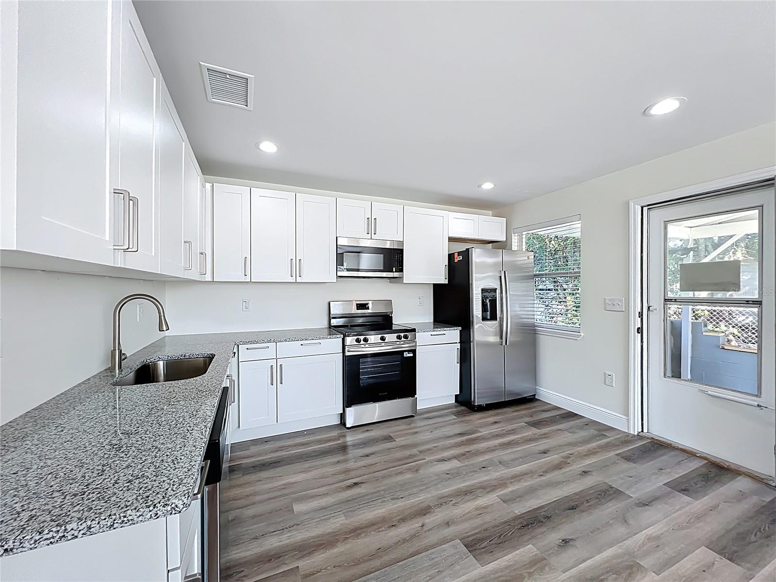 WASHINGTON SHORES 3RD ADD - Residential