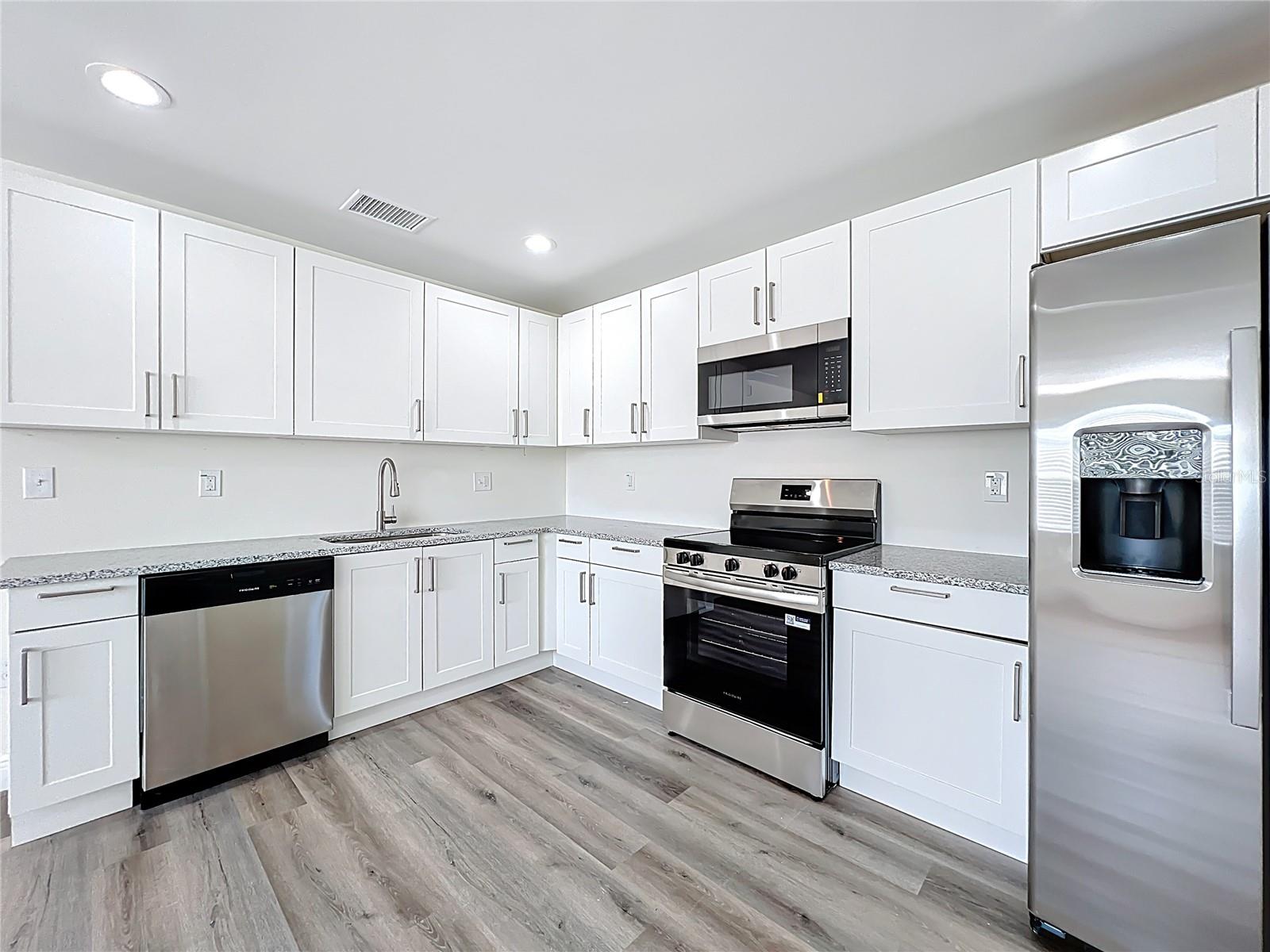 WASHINGTON SHORES 3RD ADD - Residential