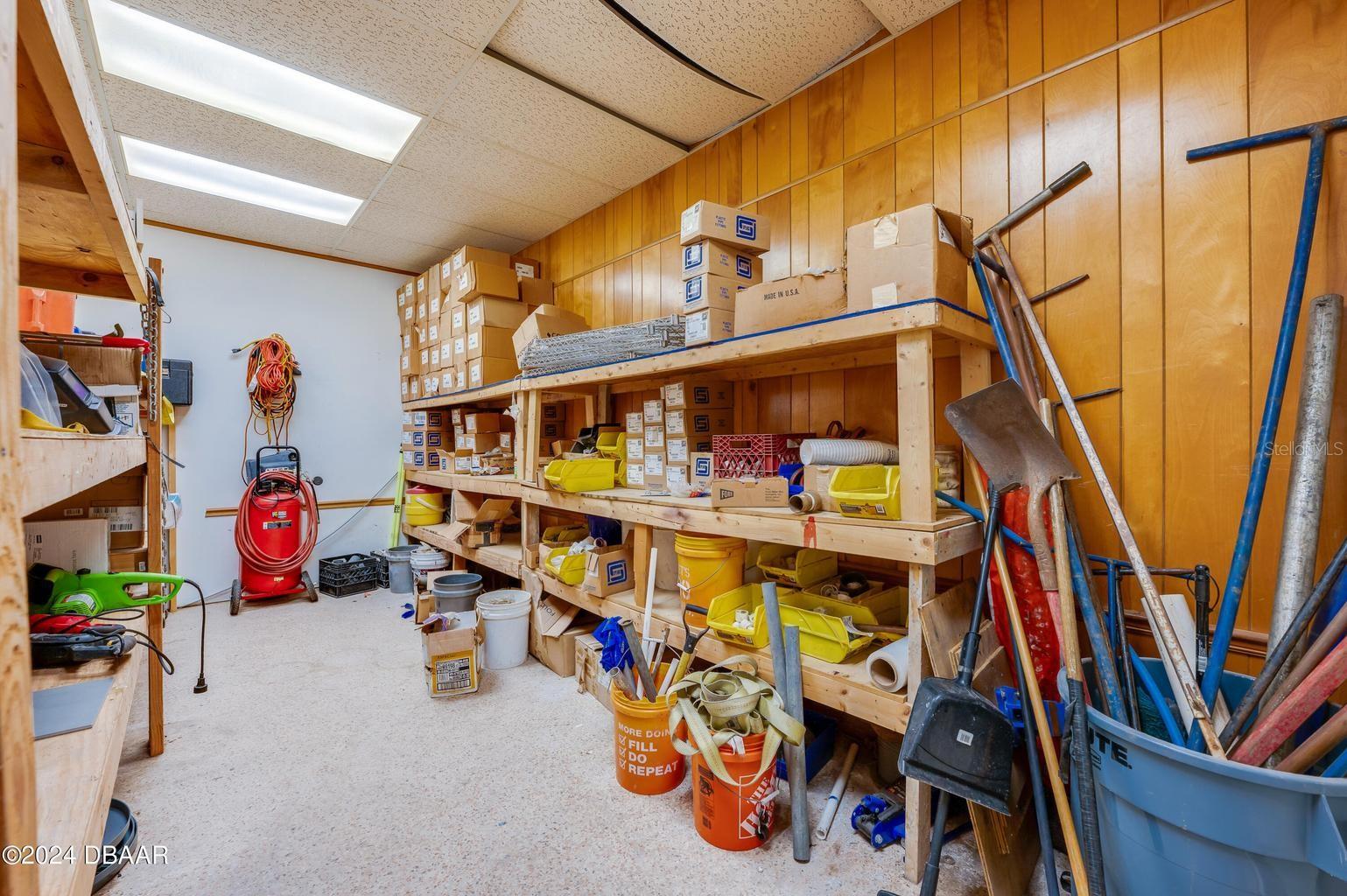 MASON & CARSWELLS HOLLY HILL - Commercial Sale