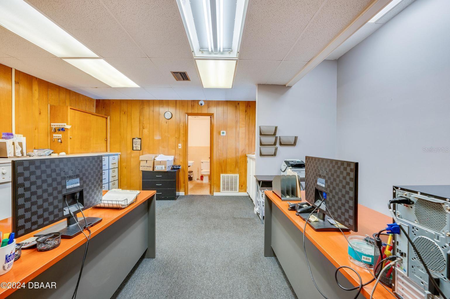 MASON & CARSWELLS HOLLY HILL - Commercial Sale